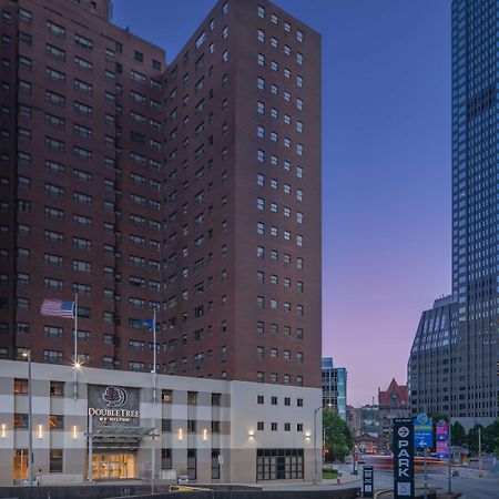 Doubletree By Hilton Hotel & Suites Pittsburgh Downtown Bagian luar foto